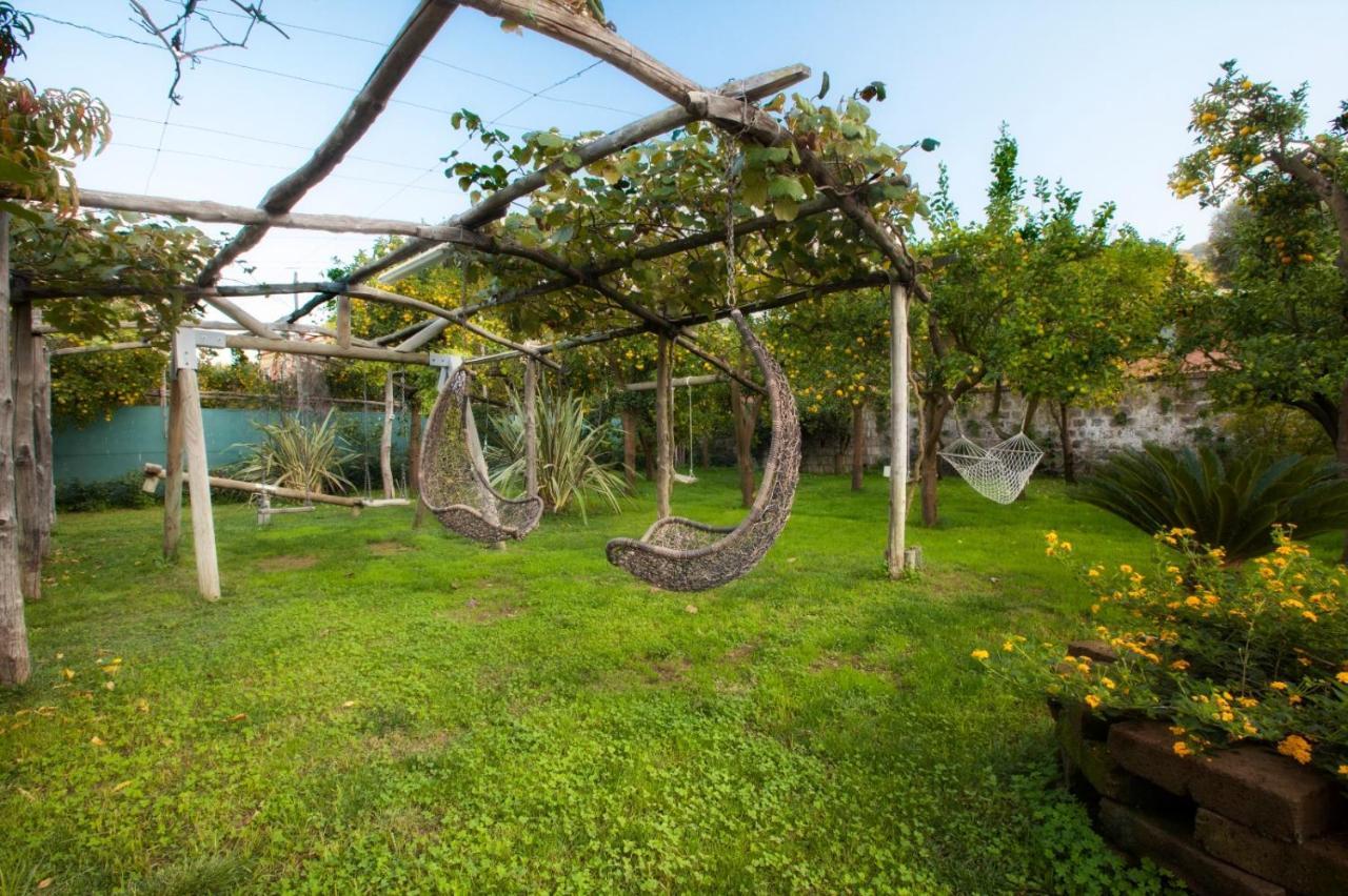 Casa Sorrento, Immerso Nel Verde A Pochi Passi Dal Centro Zewnętrze zdjęcie