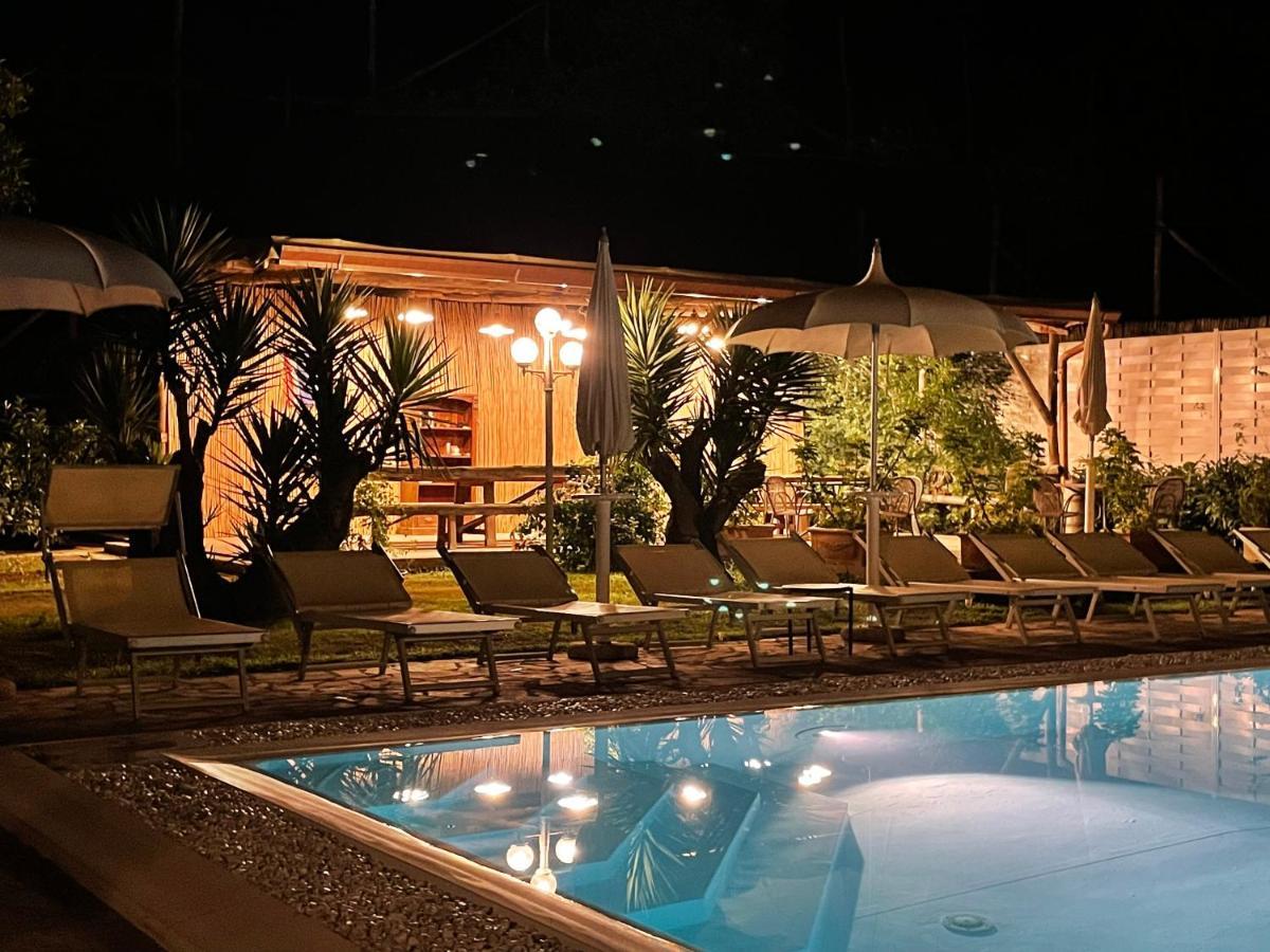 Casa Sorrento, Immerso Nel Verde A Pochi Passi Dal Centro Zewnętrze zdjęcie